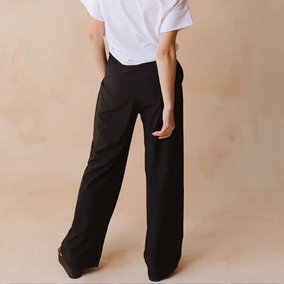 Albion XS Tall Audrey Trousers in Black - Picture 3 of 11